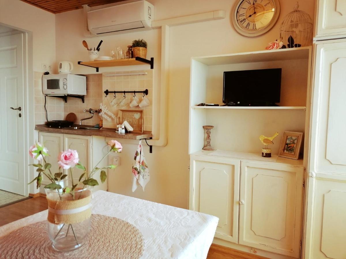 צ'רסגטומאי Elisoria Apartments מראה חיצוני תמונה