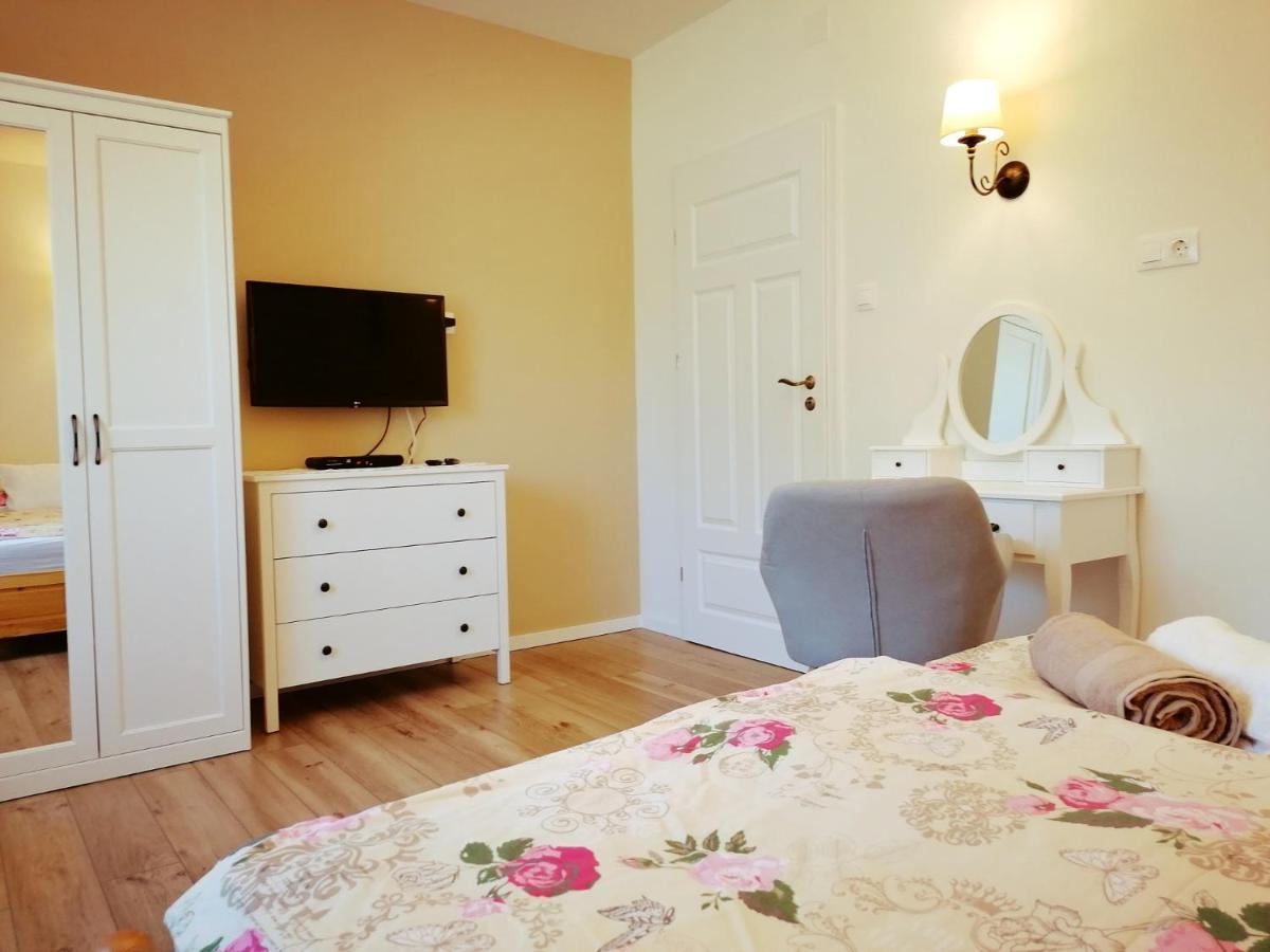 צ'רסגטומאי Elisoria Apartments מראה חיצוני תמונה