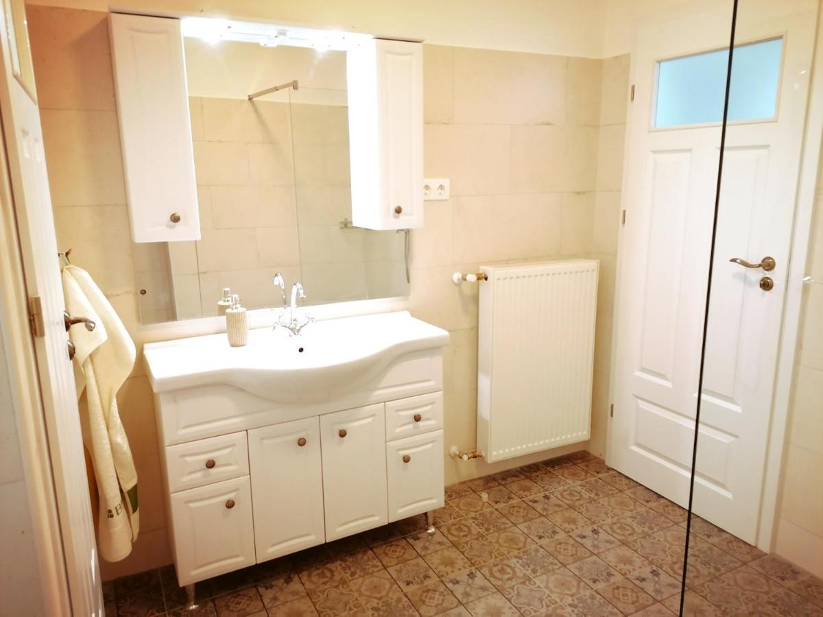 צ'רסגטומאי Elisoria Apartments מראה חיצוני תמונה