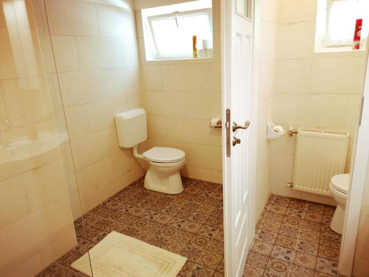 צ'רסגטומאי Elisoria Apartments מראה חיצוני תמונה