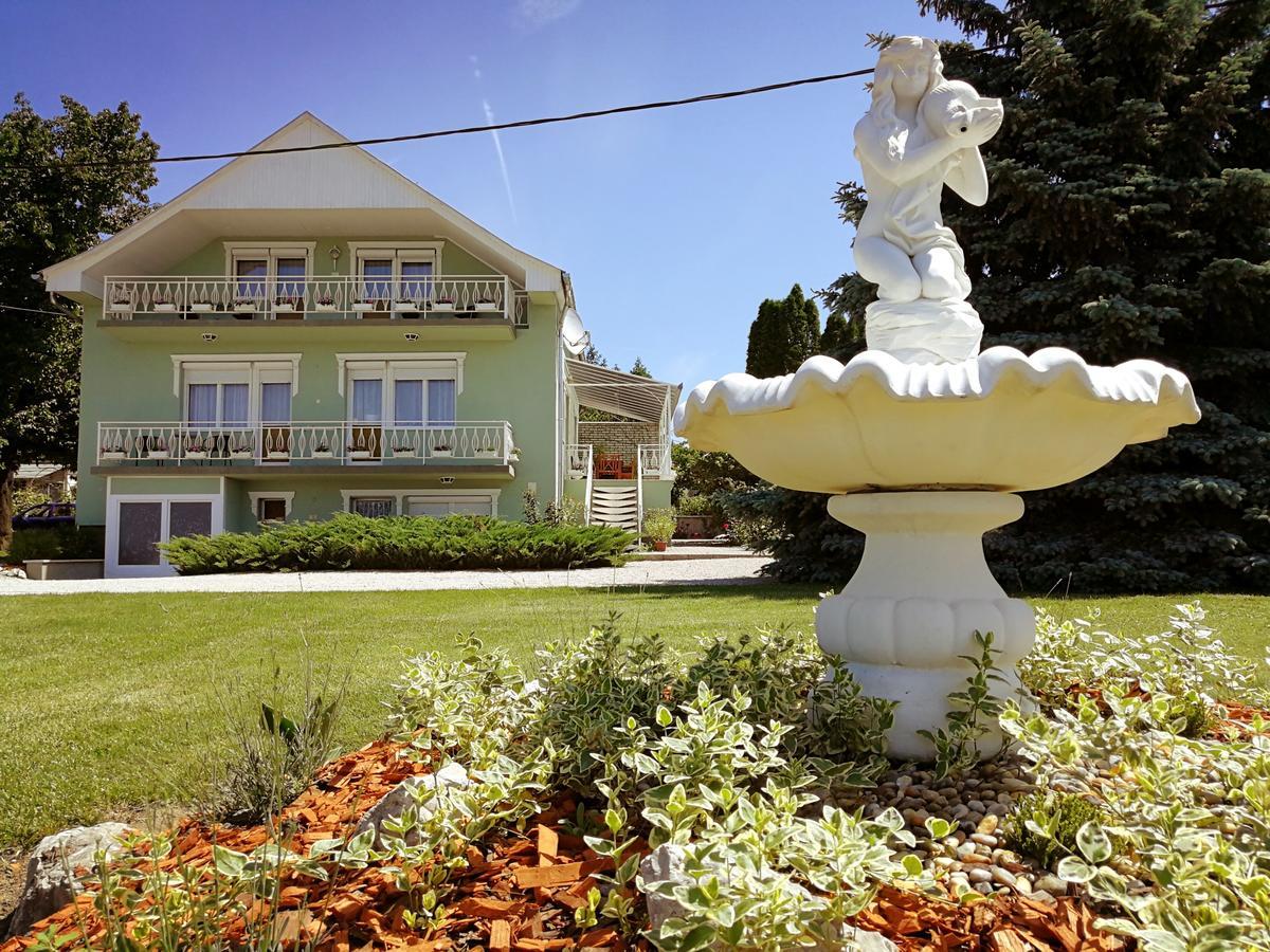 צ'רסגטומאי Elisoria Apartments מראה חיצוני תמונה